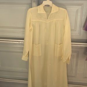 Women’s nightgown